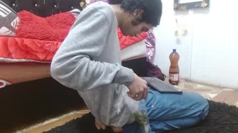 andresdark_07 online show from February 1, 2026, 7:23 pm