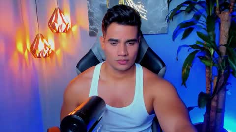 Andres online show from November 23, 2025, 10:09 pm