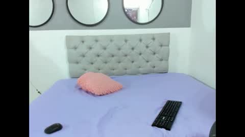 Snapshot of andress_king chatting on February 8, 2026, 1:31 am Sophie online show from February 8, 2026, 1:31 am