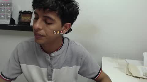 Snapshot of andressdean chatting on October 26, 2025, 2:39 am Andres Dean online show from October 26, 2025, 2:39 am