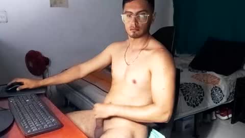 andresvergon85 online show from February 12, 2025, 12:16 am