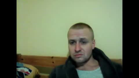 andrew3356577 online show from February 9, 2025, 4:40 pm