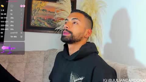 Andrew Jones Independient model  online show from October 15, 2025, 2:22 am