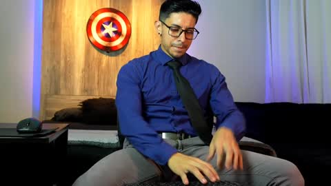 Andrew online show from December 15, 2024, 7:13 am