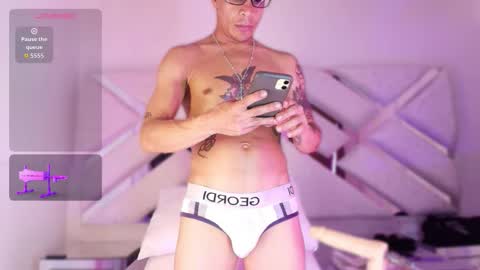 Snapshot of andrew_haalls chatting on February 17, 2026, 11:33 pm andrew_haalls online show from February 17, 2026, 11:33 pm