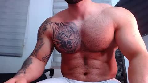 andrew_holden__ online show from February 18, 2026, 12:28 am