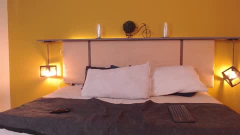 Andrew online show from February 4, 2025, 3:57 pm