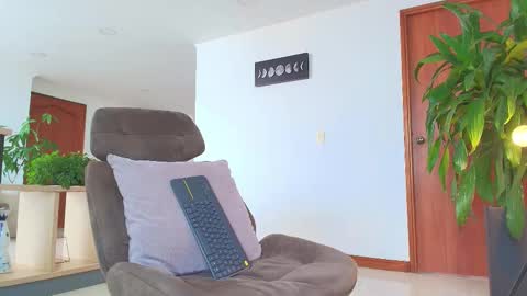 ANDREW WEST online show from November 6, 2025, 3:02 pm