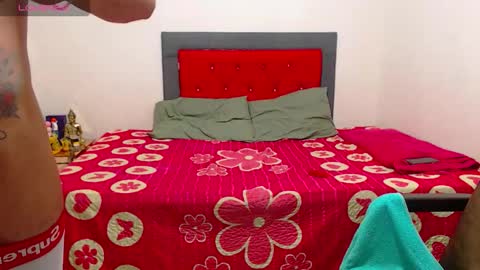 MIA and AUSTING online show from October 29, 2025, 11:56 am