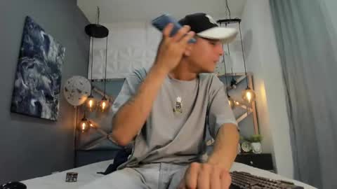 Snapshot of andrewcooper1 chatting on January 9, 2025, 2:11 am andrew online show from January 9, 2025, 2:11 am