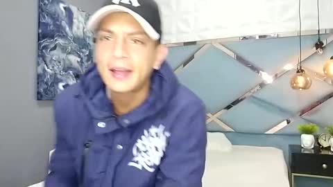 Snapshot of andrewcooper1 chatting on January 9, 2025, 12:30 pm andrew online show from January 9, 2025, 12:30 pm