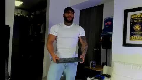 Snapshot of andrewjohnson0 chatting on May 31, 2026, 7:59 pm Andrew Johnson online show from May 31, 2026, 7:59 pm