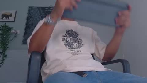 ANDREW KENNOXX online show from February 14, 2026, 7:32 pm