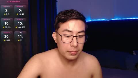 Snapshot of andrewmhilton_ chatting on June 4, 2026, 3:23 am andrewmhilton_ online show from June 4, 2026, 3:23 am