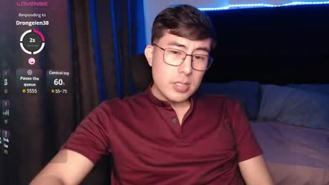 Snapshot of andrewmhilton_ chatting on June 6, 2026, 5:56 am andrewmhilton_ online show from June 6, 2026, 5:56 am