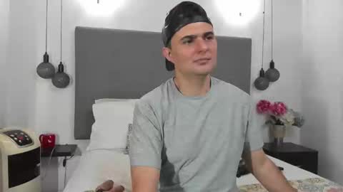 Snapshot of andrhes_muller chatting on November 16, 2025, 8:58 pm andrhes muller online show from November 16, 2025, 8:58 pm