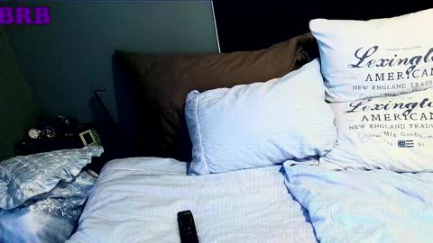 Snapshot of andrjoer chatting on December 27, 2024, 9:39 am andrjoer online show from December 27, 2024, 9:39 am