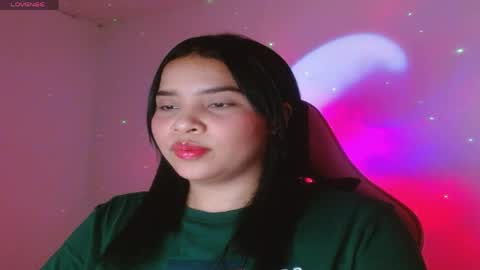 Snapshot of andromeda2711 chatting on May 19, 2026, 9:43 pm Andromeda online show from May 19, 2026, 9:43 pm