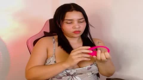 Snapshot of andromeda2711 chatting on May 25, 2026, 12:27 am Andromeda online show from May 25, 2026, 12:27 am