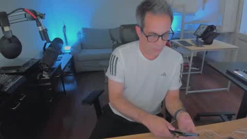 Andrew online show from March 6, 2026, 8:38 pm