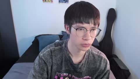 Snapshot of andy_bankai chatting on February 5, 2026, 2:05 am twx Andy twink3 online show from February 5, 2026, 2:05 am