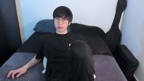 Snapshot of andy_bankai chatting on March 26, 2026, 2:06 am twx Andy twink3 online show from March 26, 2026, 2:06 am