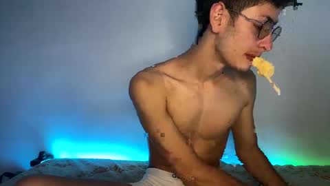 Snapshot of andy_collins__ chatting on February 24, 2025, 12:41 am andy_collins__ online show from February 24, 2025, 12:41 am