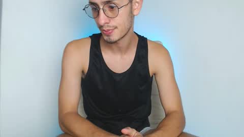 Snapshot of andy_collins__ chatting on October 3, 2025, 12:51 am andy_collins__ online show from October 3, 2025, 12:51 am