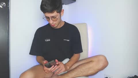 Snapshot of andy_collins__ chatting on October 16, 2025, 3:29 am andy_collins__ online show from October 16, 2025, 3:29 am