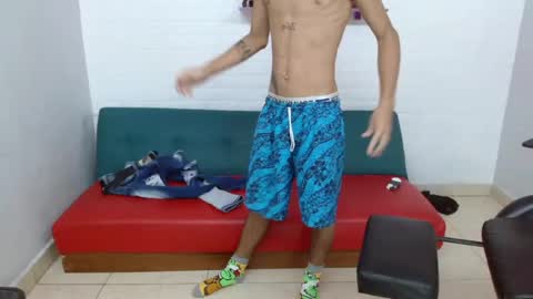 andy_dan1 online show from December 13, 2024, 1:55 pm