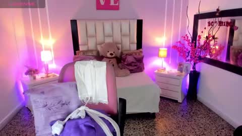 Snapshot of andy_gamboa chatting on November 20, 2025, 1:11 pm Andrea online show from November 20, 2025, 1:11 pm