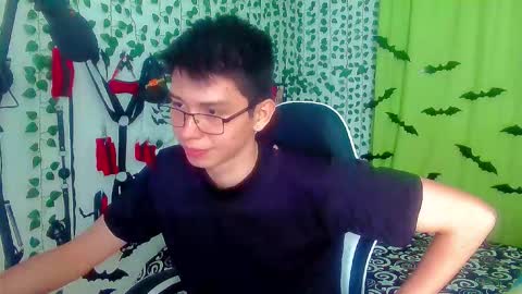 Snapshot of andy_gray01 chatting on November 3, 2025, 4:19 pm Andy Gray online show from November 3, 2025, 4:19 pm