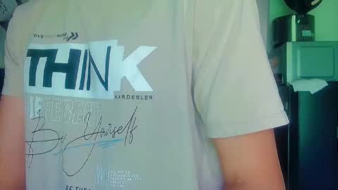 Snapshot of andy_gray01 chatting on March 17, 2026, 6:33 pm Andy Gray online show from March 17, 2026, 6:33 pm