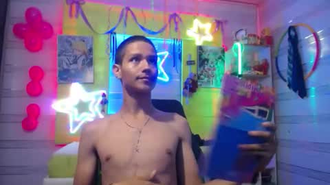 Snapshot of andy_staar18 chatting on February 4, 2026, 10:43 am andy online show from February 4, 2026, 10:43 am