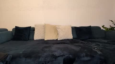 Snapshot of andy_velvet chatting on November 13, 2025, 8:24 am andy_velvet online show from November 13, 2025, 8:24 am