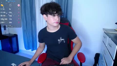 Snapshot of andyboy_19 chatting on December 20, 2024, 10:54 pm andy online show from December 20, 2024, 10:54 pm