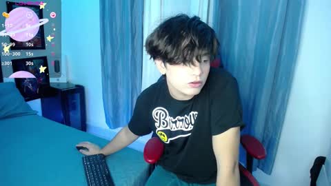 Snapshot of andyboy_19 chatting on February 7, 2025, 11:45 pm andy online show from February 7, 2025, 11:45 pm
