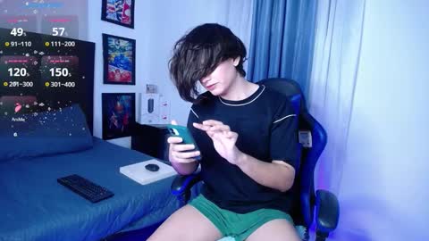 Snapshot of andyboy_19 chatting on October 1, 2025, 11:44 pm andy online show from October 1, 2025, 11:44 pm