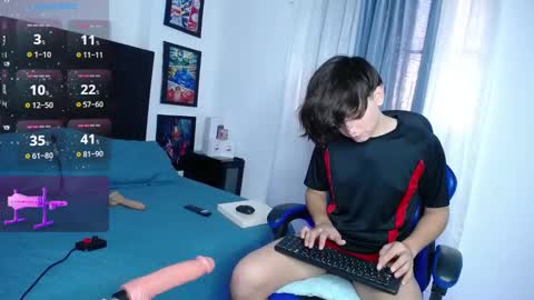 Snapshot of andyboy_19 chatting on October 9, 2025, 10:08 pm andy online show from October 9, 2025, 10:08 pm