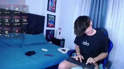 Snapshot of andyboy_19 chatting on November 5, 2025, 11:27 pm andy online show from November 5, 2025, 11:27 pm