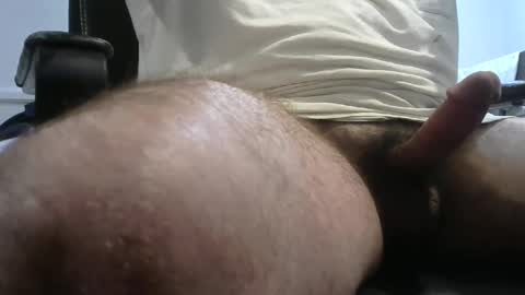 Snapshot of andychow381213 chatting on October 5, 2025, 1:37 am andychow381213 online show from October 5, 2025, 1:37 am