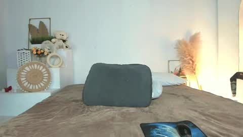 Mandy and Andy online show from March 14, 2026, 4:29 am