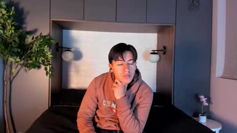 Andy Joy  online show from November 23, 2025, 11:21 am