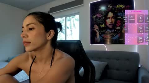 Andrea online show from November 1, 2025, 5:26 pm