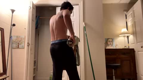 andyshowsforu online show from March 2, 2025, 1:36 am