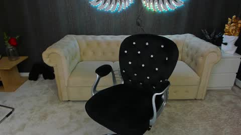 Anne online show from January 3, 2025, 8:54 pm