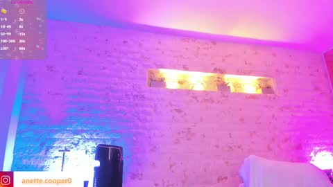 anette_cooper online show from February 28, 2025, 5:37 am