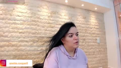 anette_cooper online show from December 17, 2025, 3:23 am