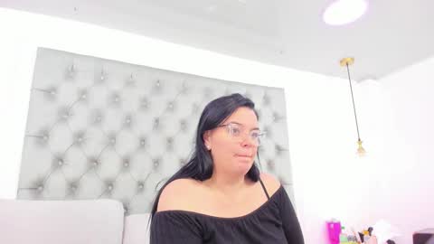 Snapshot of anette_cooper chatting on February 4, 2026, 3:45 am anette_cooper online show from February 4, 2026, 3:45 am