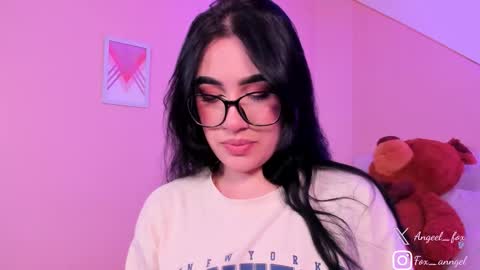 Angel  online show from January 7, 2026, 2:36 am